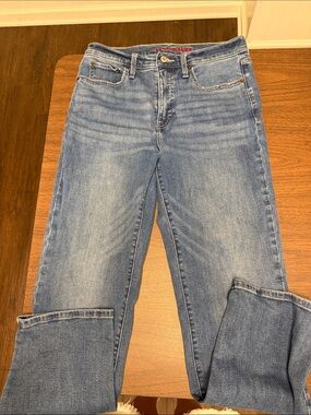 Lucky Brand Light Blue Denim Jeans with Red Logo